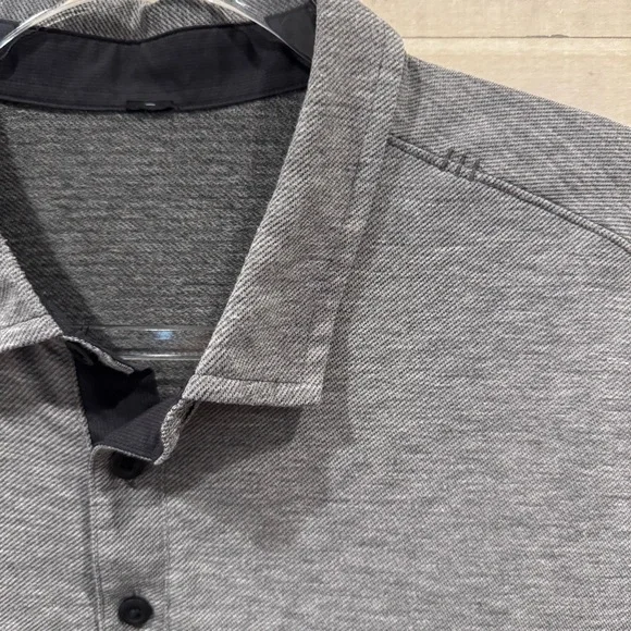 Lululemon Evolution Short Sleeve Polo Heathered Black Size M